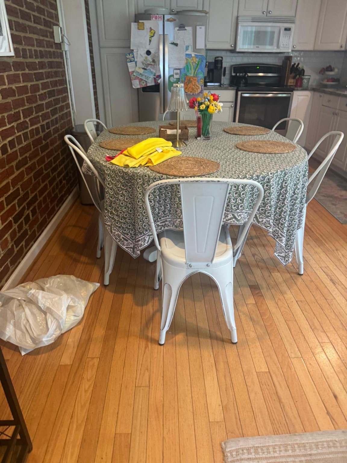 Clean dining and kitchen area