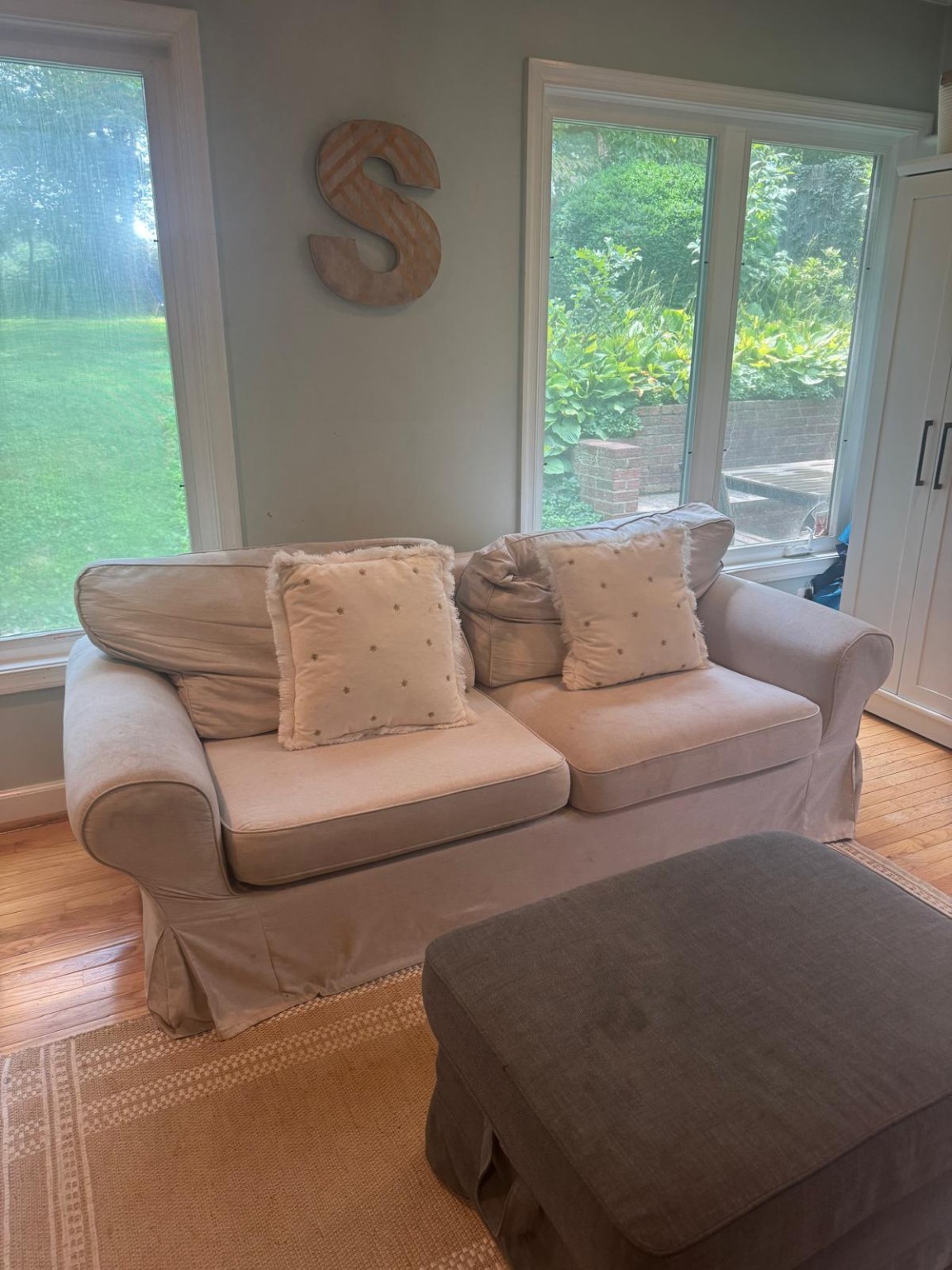 Clean living room